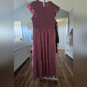 Elegant Pink Sleeveless Dress